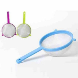 COLADOR  PLASTICO 12 CM